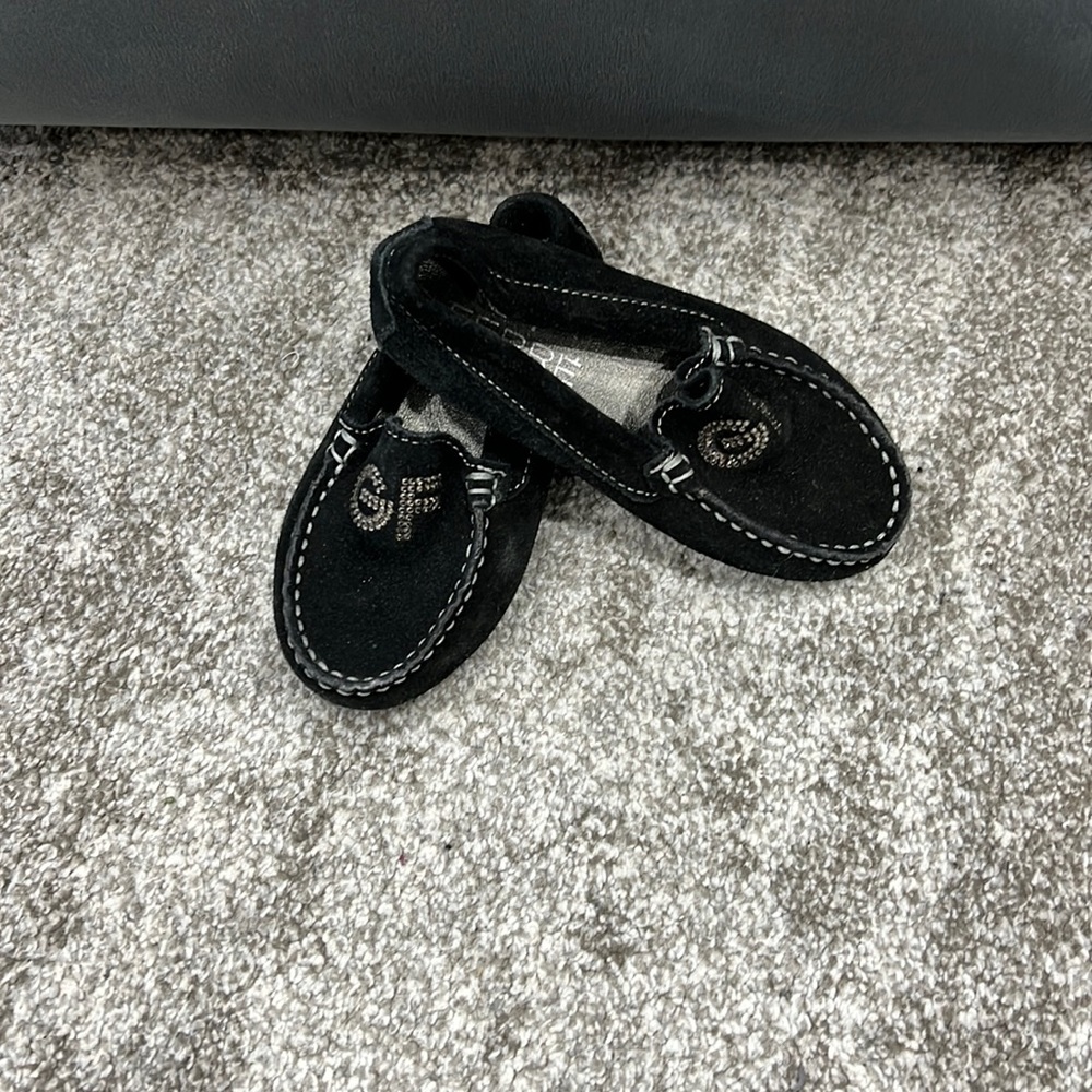 GFERRE moccasins